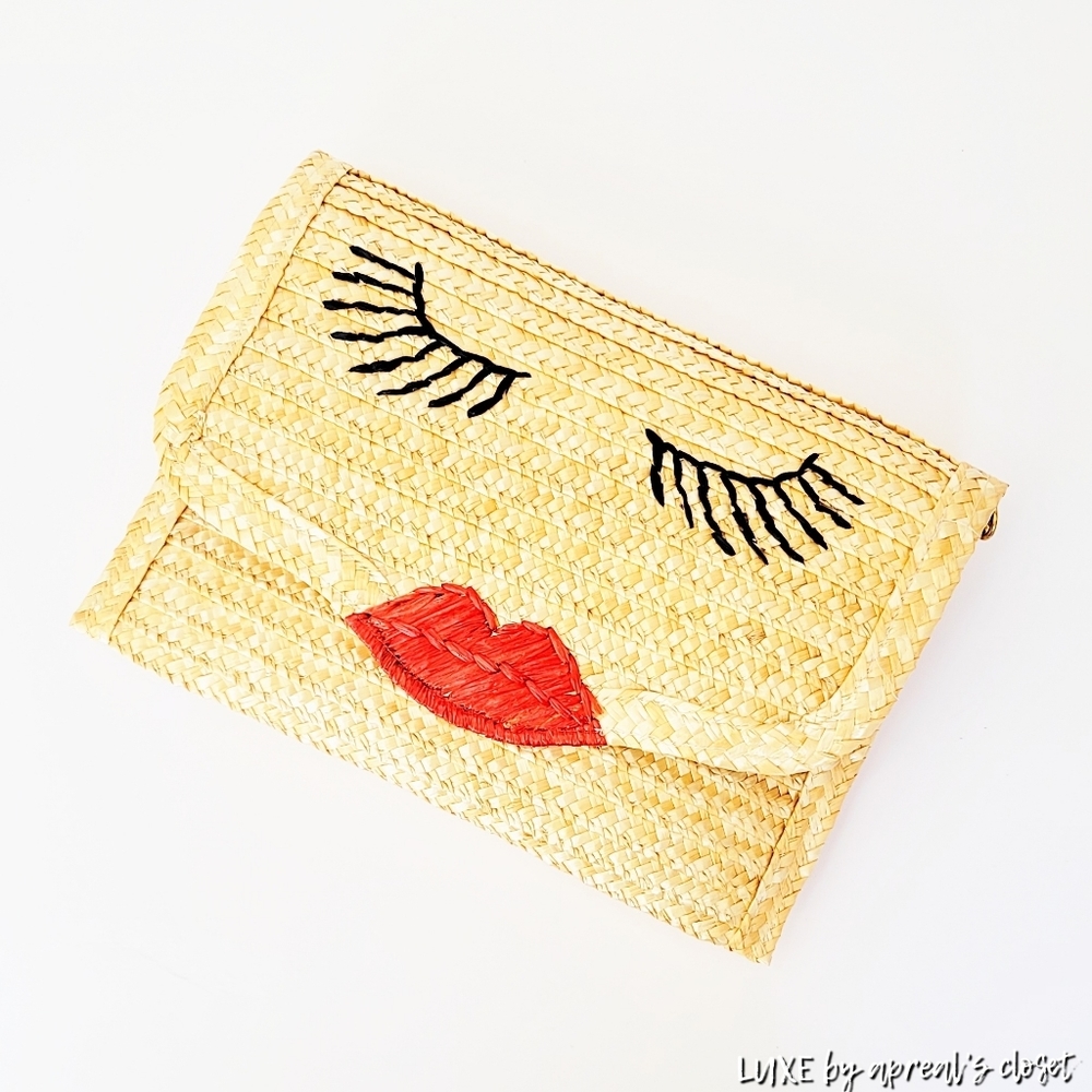 💋LIP & LASH Convertible Straw Handbag
